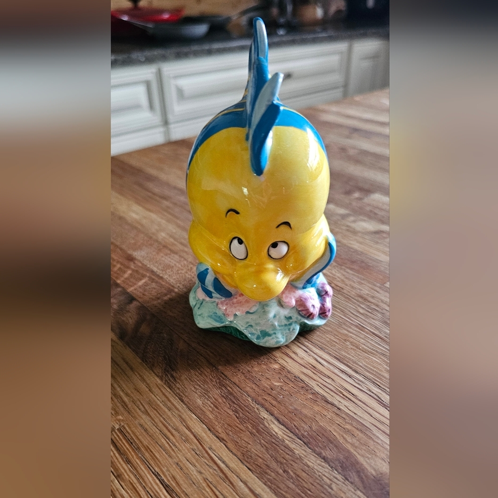 90s Vintage Disney Flounder Ceramic Figurine – Disney Japan